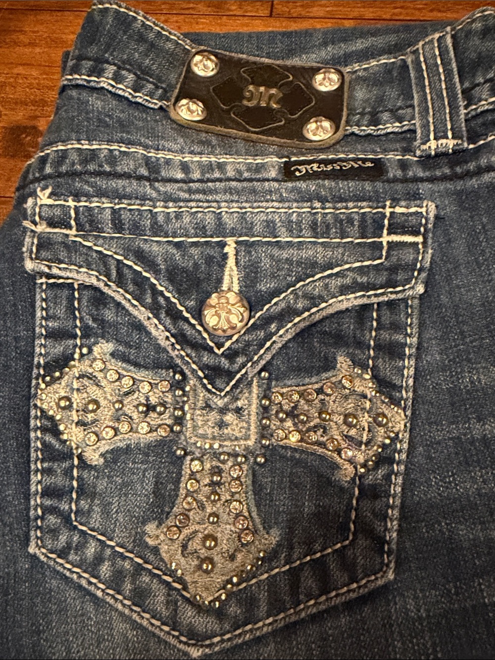 Miss Me Blue Denim Boot Cut Jeans with Rhinestone Cross Pocket Sz 30